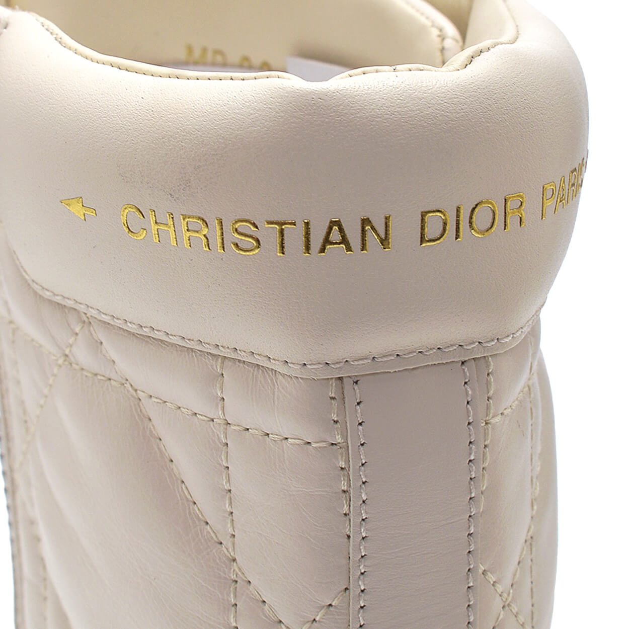 CHRISTIAN DIOR - White Cannage Leather D Leader Ankle Boots